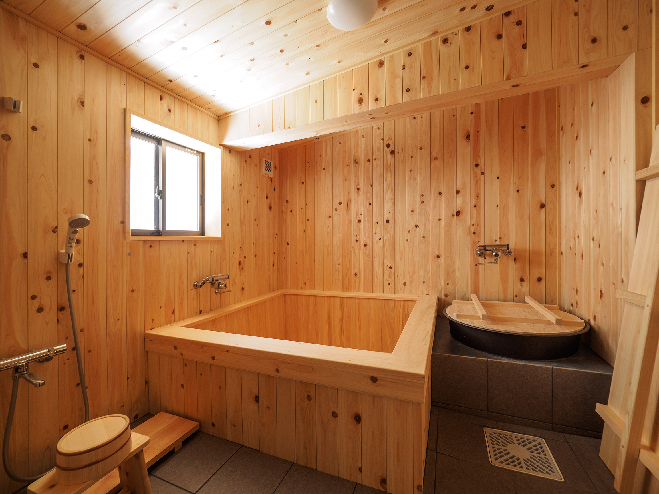 琵琶湖～竹生優庵～